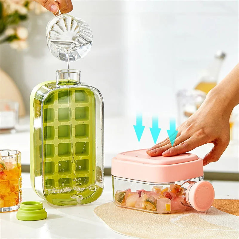 Silicone Ice Bottle Mold with Straw & Lid โ Freezer Ice Cup